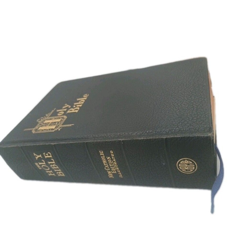 Vintage 1952 Holy Bible Color Illustrated CBP Catholic Books Publishing